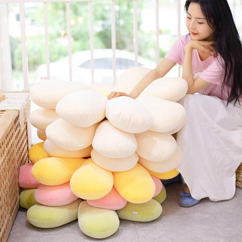 Cushy Daisy Plush Pillows - MoeMoeKyun